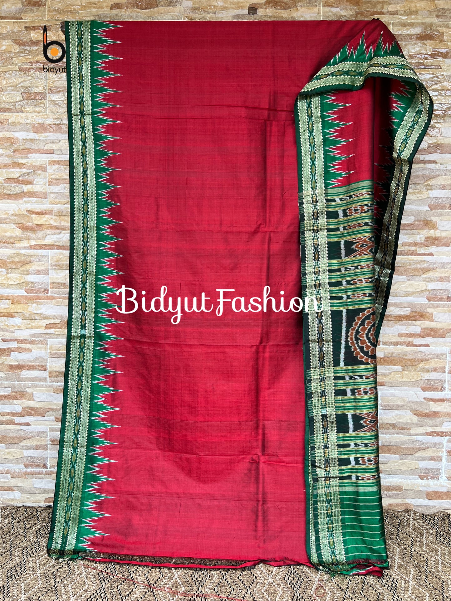Handlooms of Odisha Nuapatna Khandua Silk Saree Red color