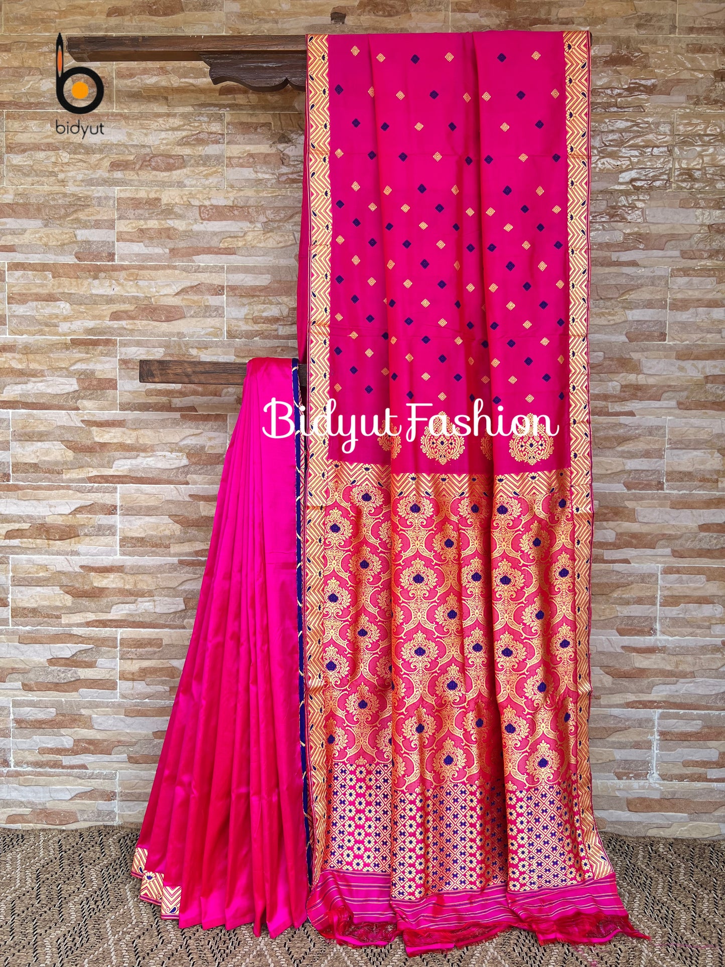 Handlooms of Assam Paat Silk Saree - Pink Color