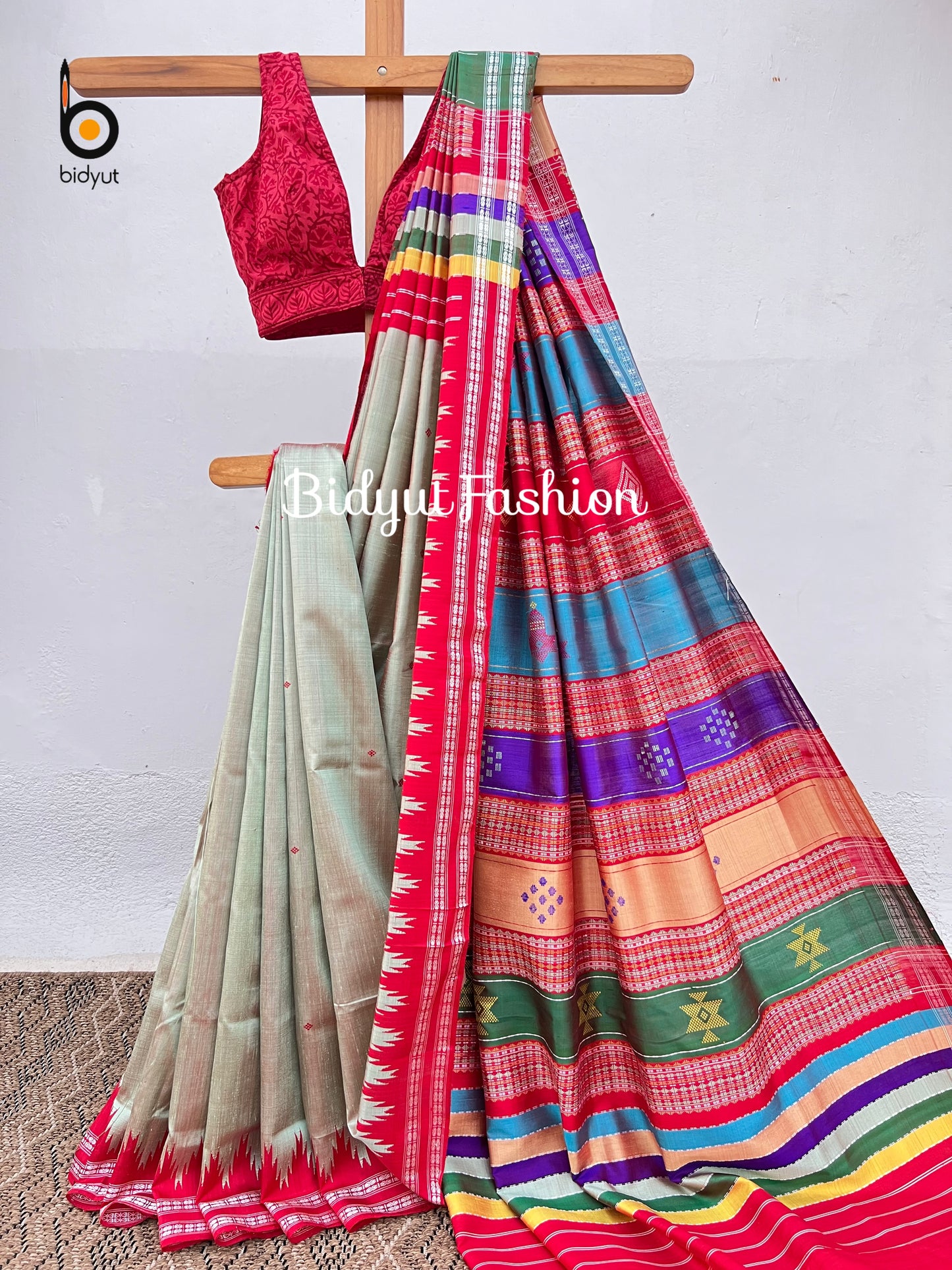 Handlooms of Odisha Berhampuri Double Palla Silk Saree Beige color