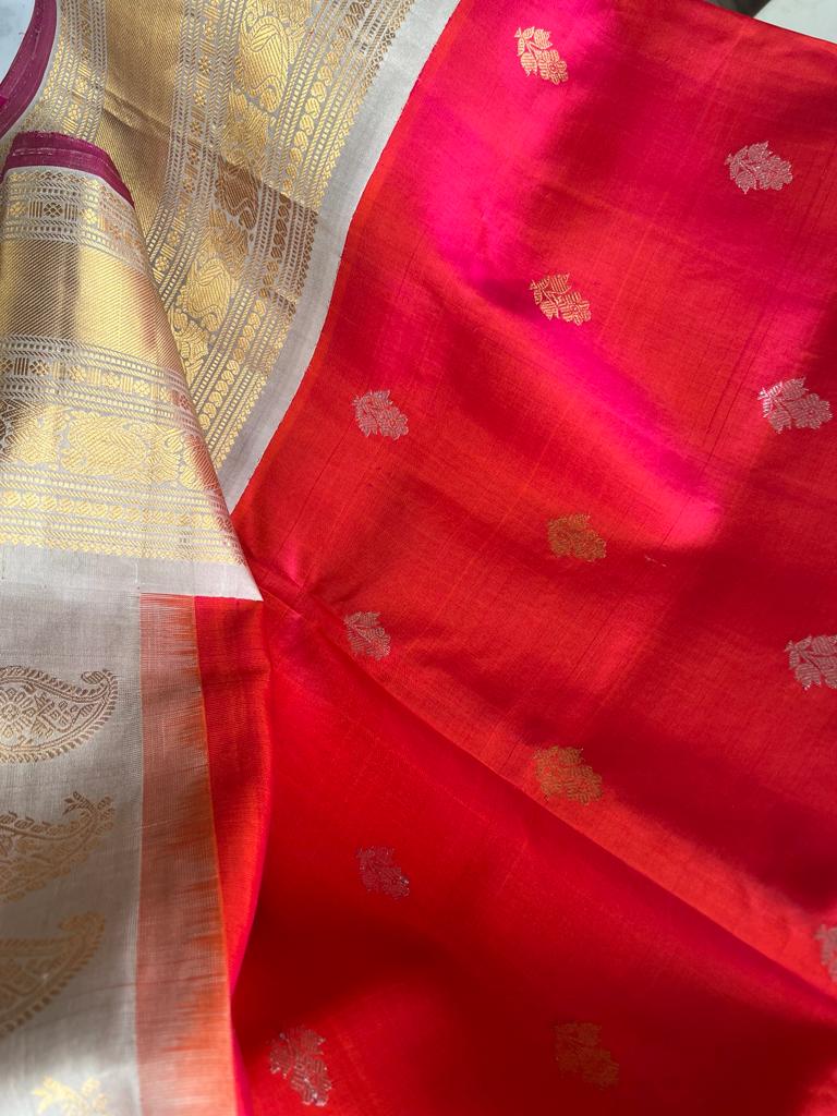 Gadwal handloom Pure Silk Saree - Bidyut Fashion